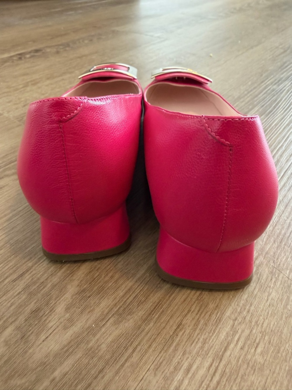 Roger Vivier Hot Pink Leather Square-Buckle Flats - Picture 5 of 6
